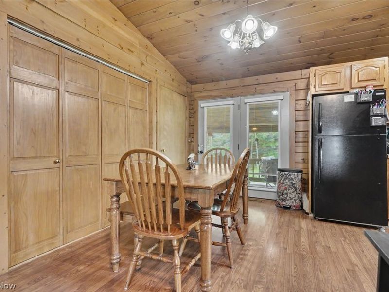6092 Warren Road, Cortland, OH 44410 Photo 10