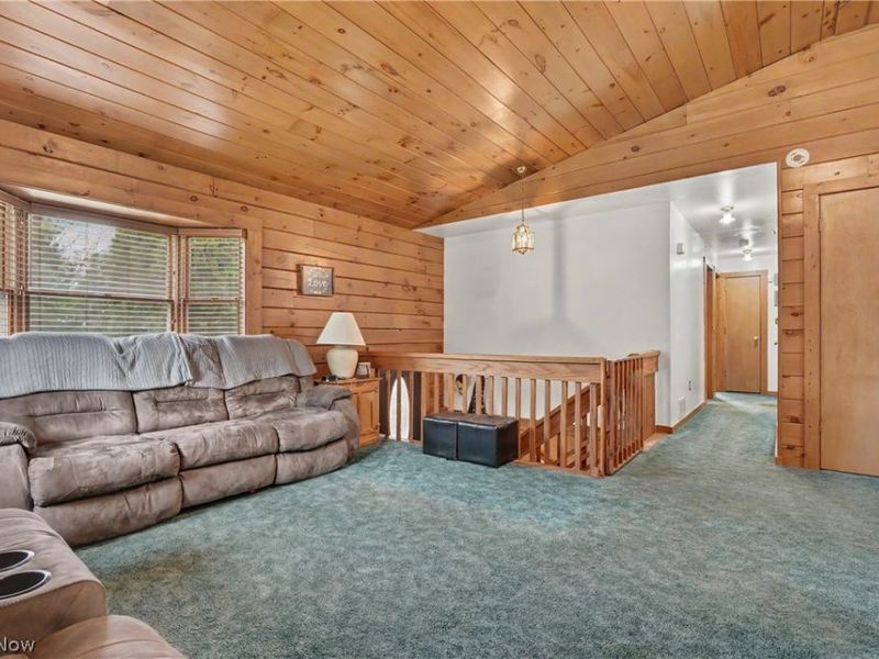 6092 Warren Road, Cortland, OH 44410 Photo 11
