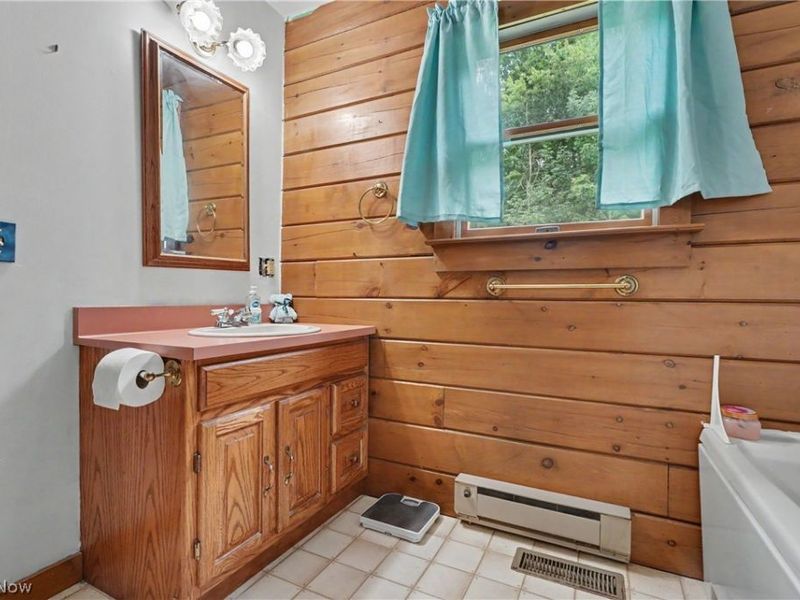 6092 Warren Road, Cortland, OH 44410 Photo 23