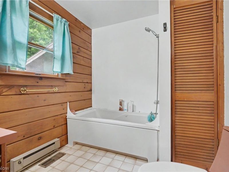 6092 Warren Road, Cortland, OH 44410 Photo 24