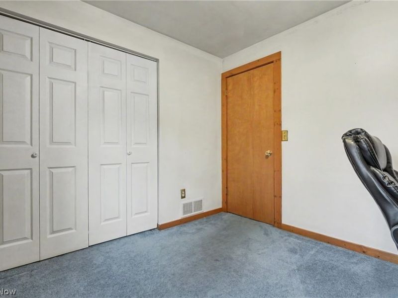 6092 Warren Road, Cortland, OH 44410 Photo 25