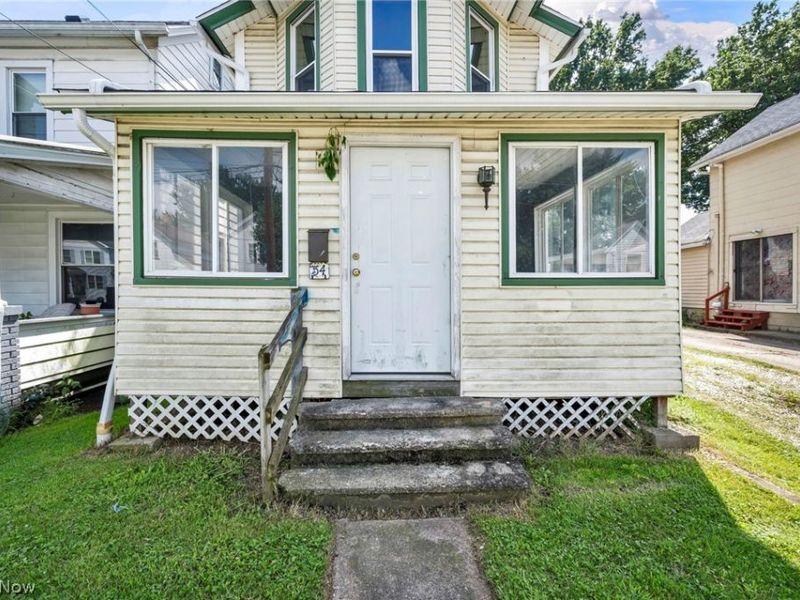54 Brown Street, Barberton, OH 44203 Photo 2