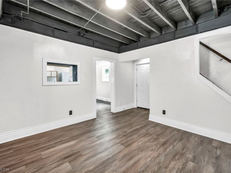 54 Brown Street, Barberton, OH 44203 Photo 9