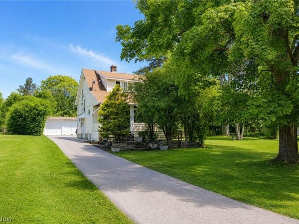 5363 Bartlett Road , Bedford Heights, OH 44146