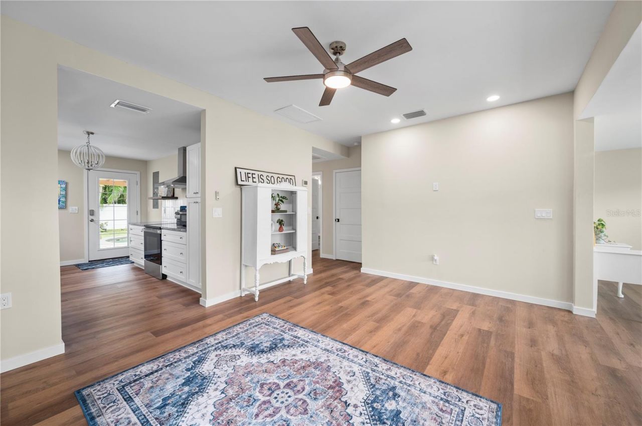 717 W Marion Avenue , Punta Gorda, FL 33950 Photo