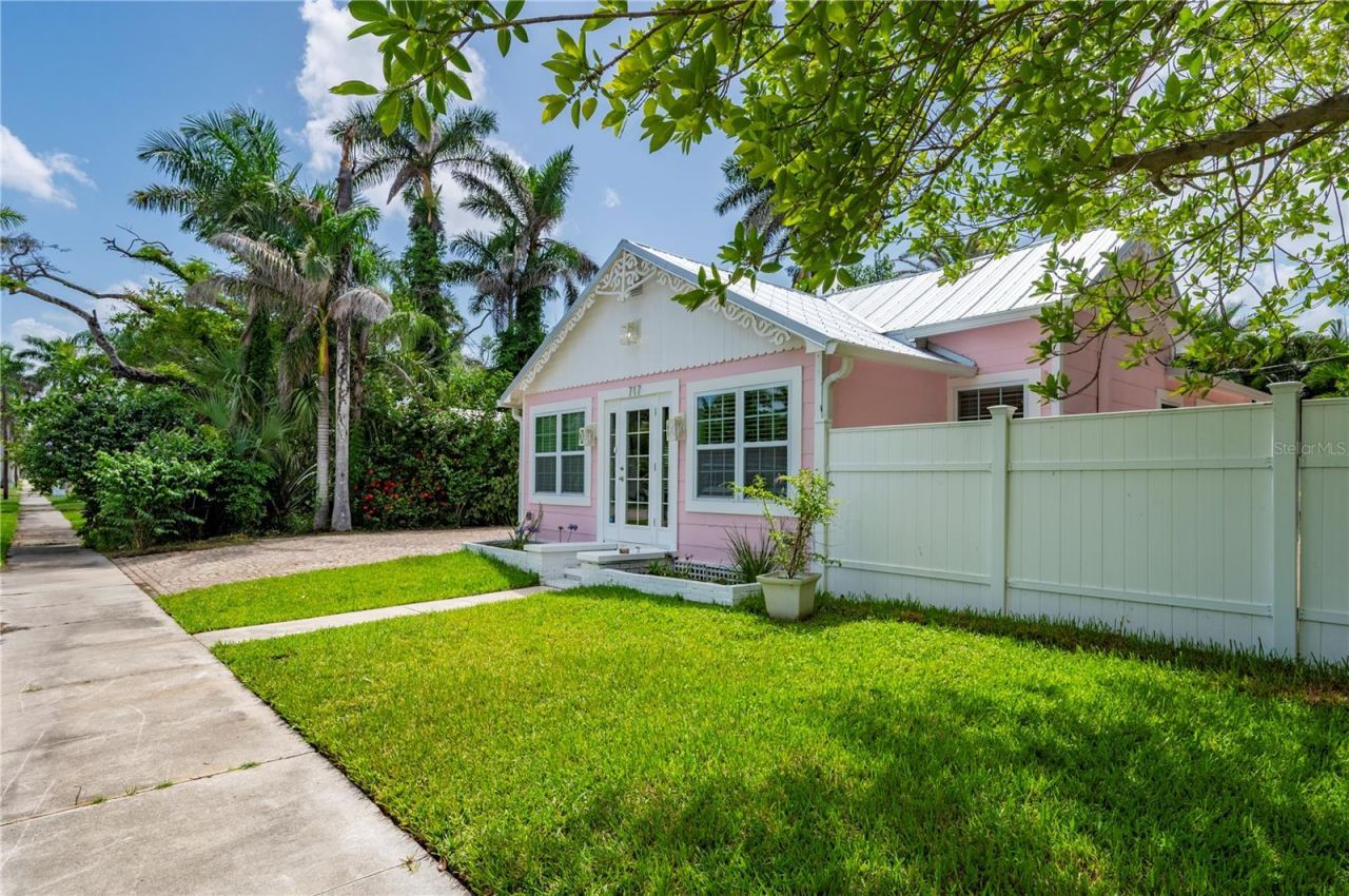 717 W Marion Avenue , Punta Gorda, FL 33950 Photo