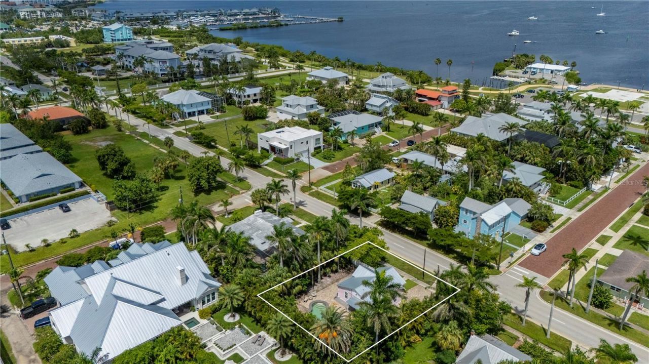 717 W Marion Avenue , Punta Gorda, FL 33950 Photo