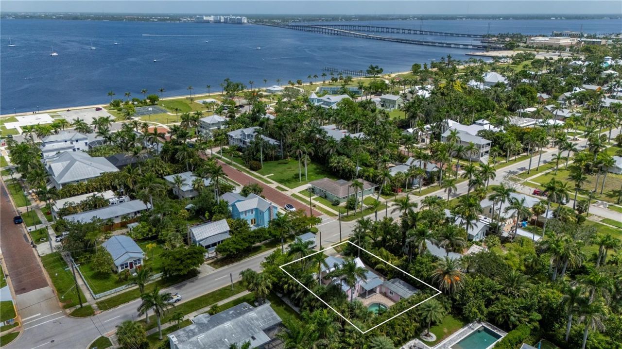 717 W Marion Avenue , Punta Gorda, FL 33950 Photo