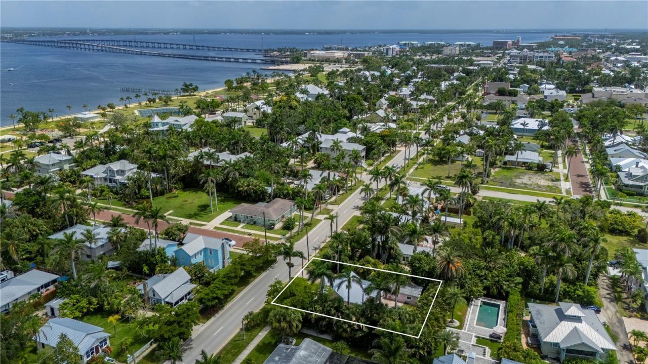 717 W Marion Avenue , Punta Gorda, FL 33950 Photo