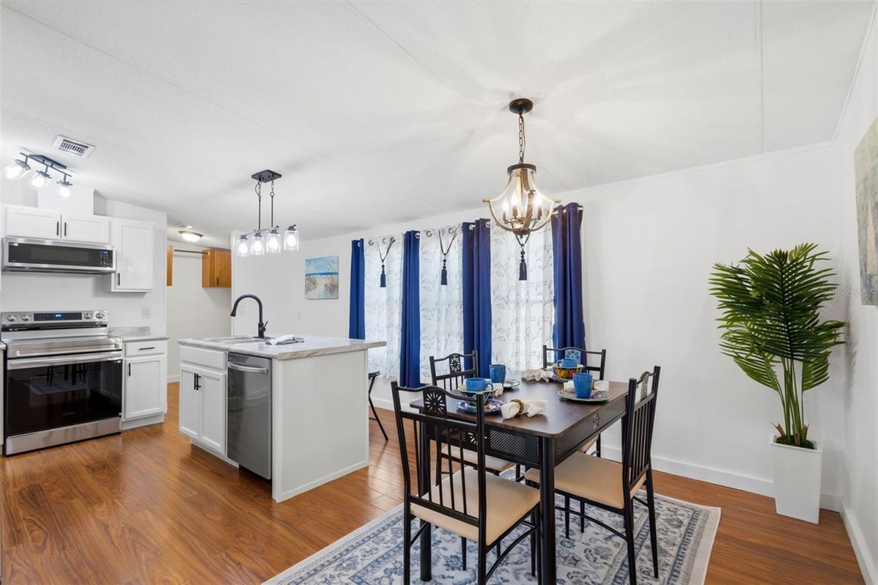 2691 NW 74th Terrace , Chiefland, FL 32626 Photo