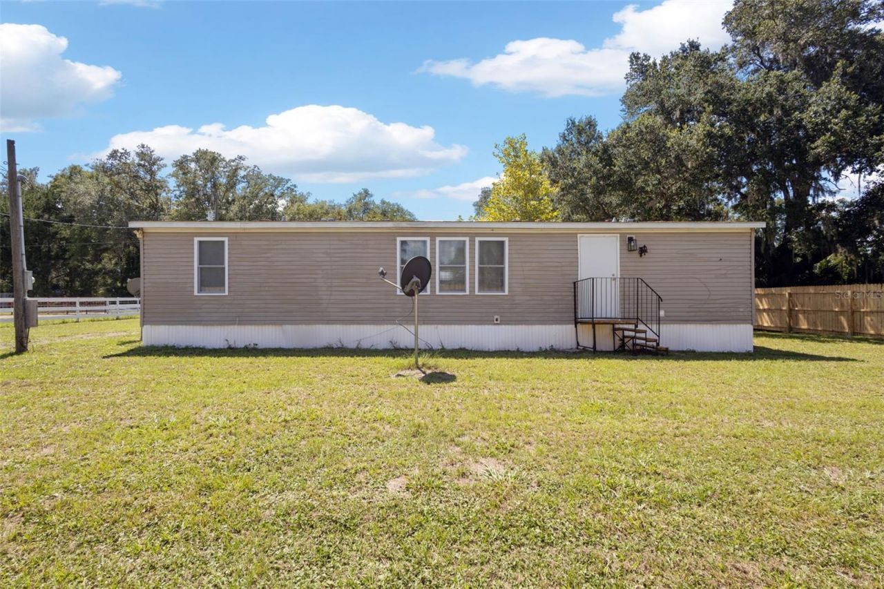 2691 NW 74th Terrace , Chiefland, FL 32626 Photo