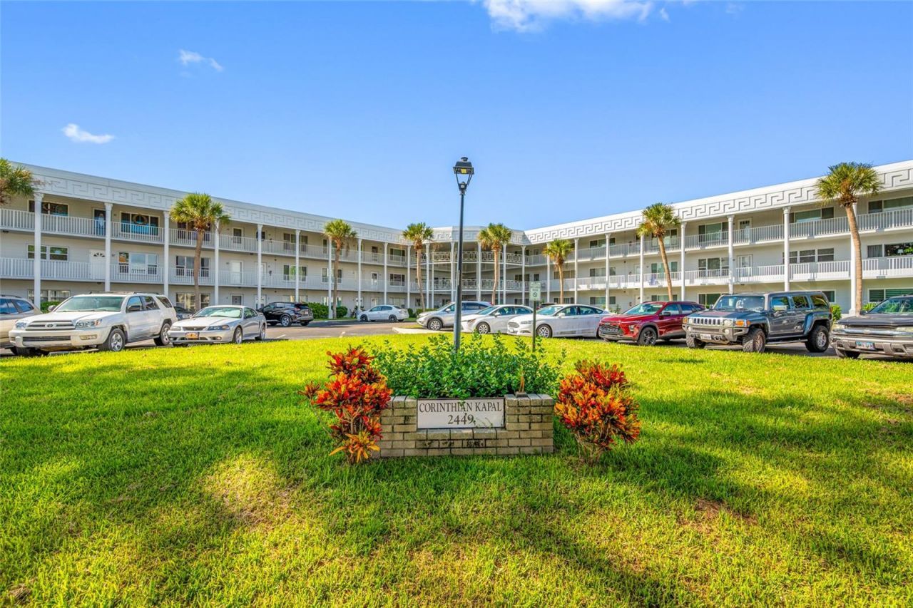 2449 Columbia Drive, Unit 17, Clearwater, FL 33763 Main Photo
