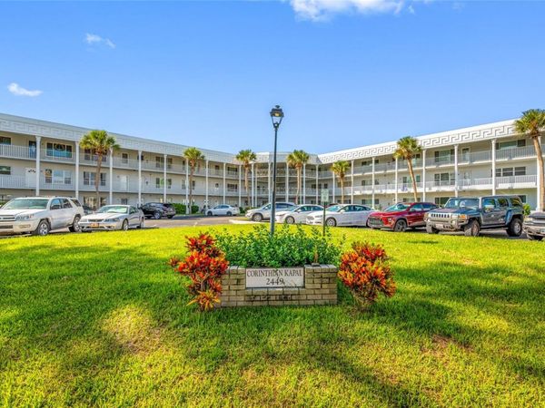 2449 COLUMBIA DRIVE , Unit 17, CLEARWATER, FL 33763