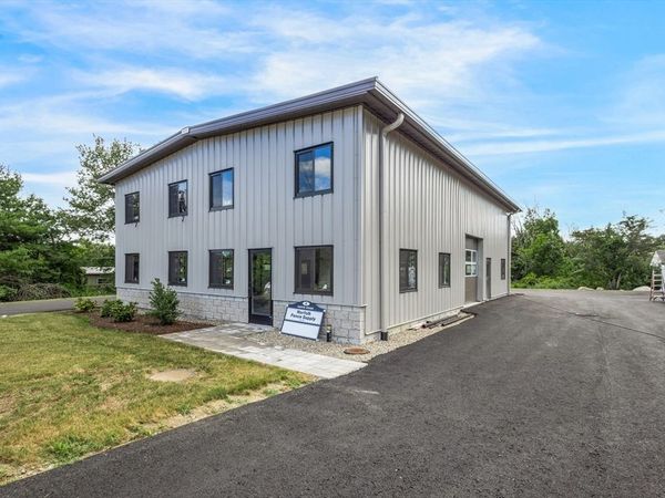 4 David Rd, Norfolk, MA 02056