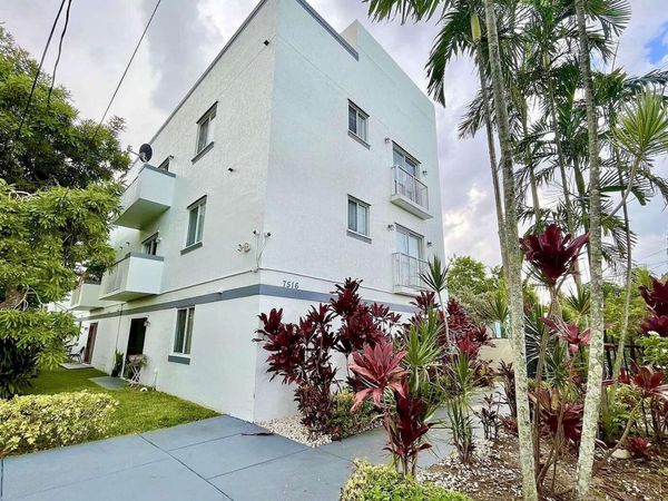 7516 NE 1 Avenue, Unit 302, Miami, FL 33138