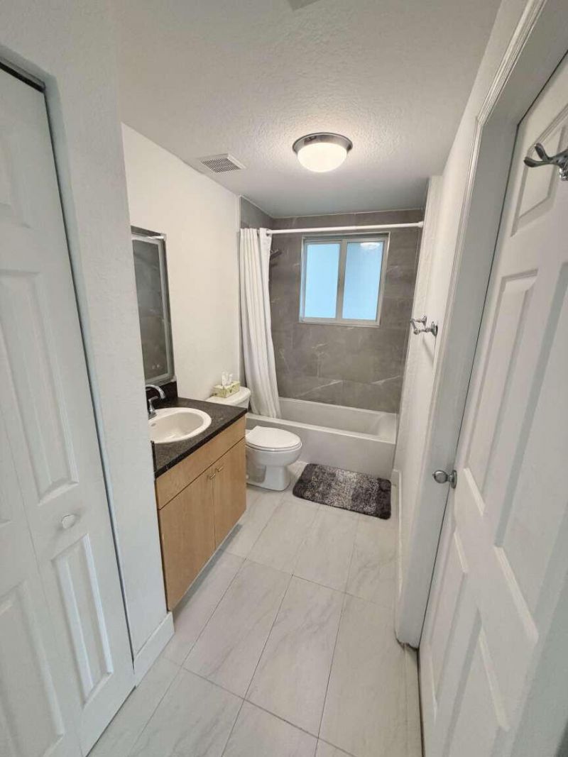 7516 NE 1 Avenue, Unit 302, Miami, FL 33138 Photo