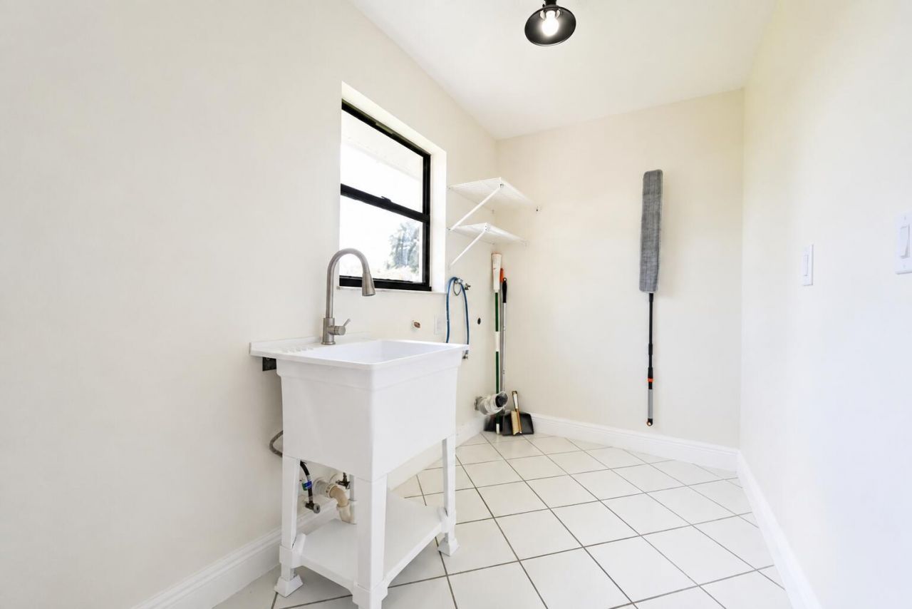 2033 SW Gemini Lane, Port Saint Lucie, FL 34984 Photo