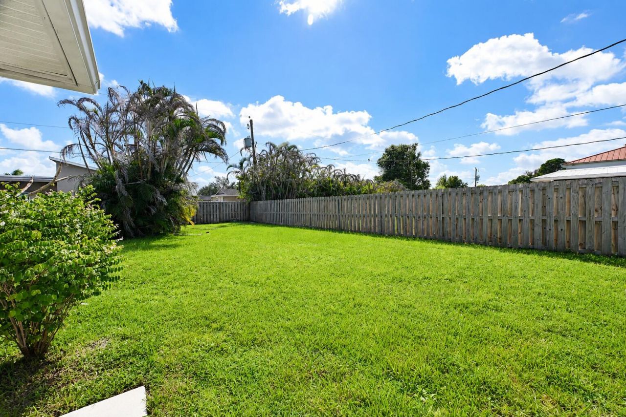 2033 SW Gemini Lane, Port Saint Lucie, FL 34984 Photo