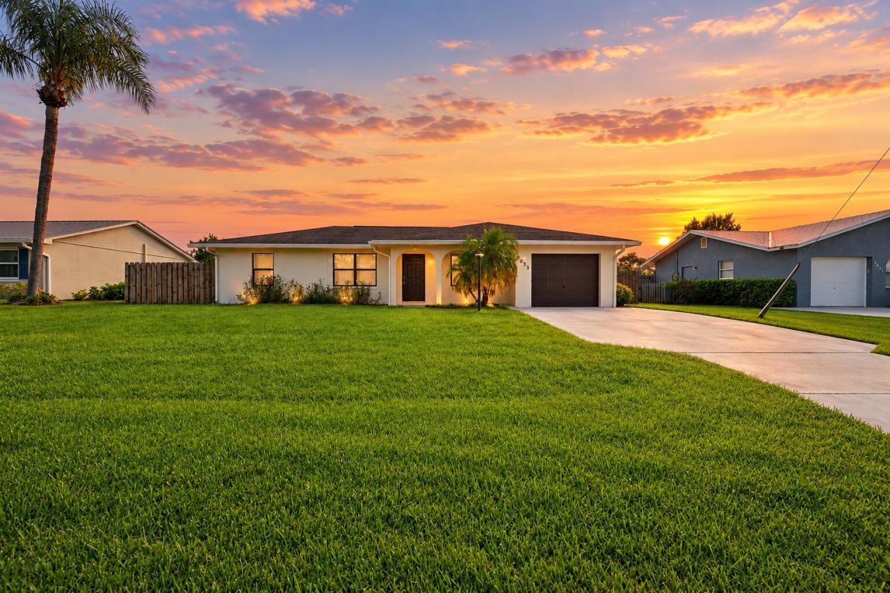2033 SW Gemini Lane, Port Saint Lucie, FL 34984 Photo