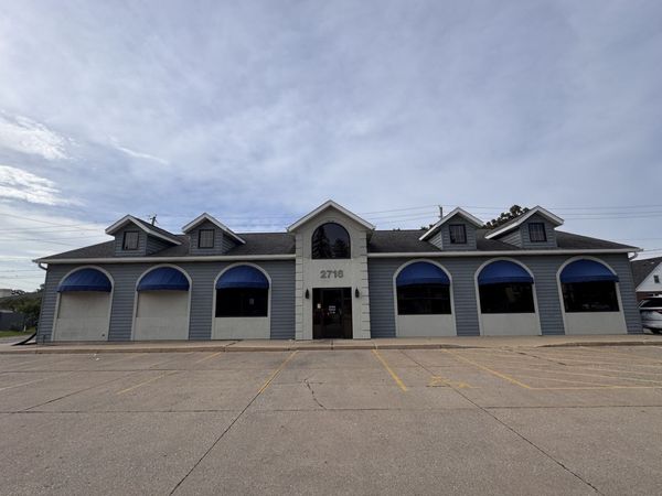 2716 18th Avenue , Rock Island, IL 61201