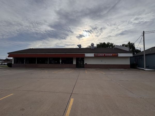 2404 16th Street, Moline, IL 61265
