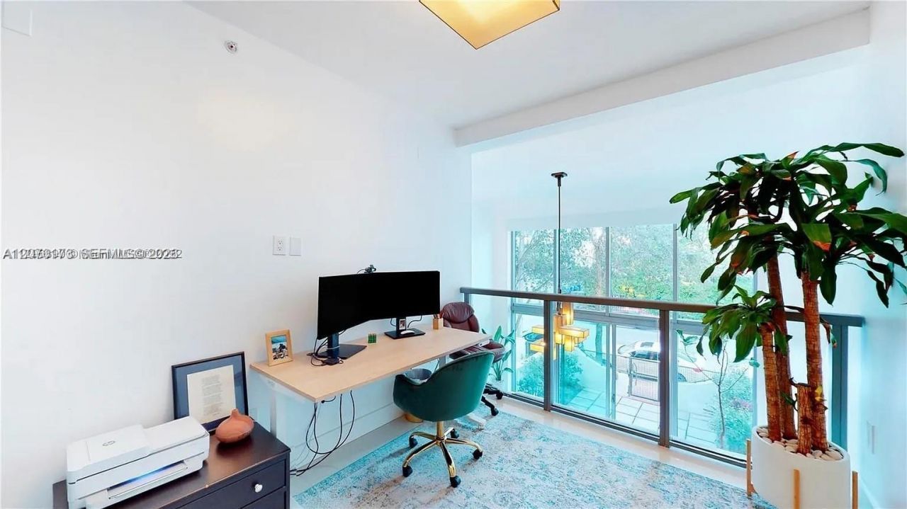6000 Collins Ave , Unit 124, Miami Beach, FL 33140 Photo