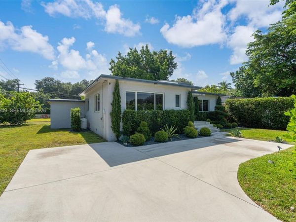 8911 N Miami Ave , El Portal, FL 33150