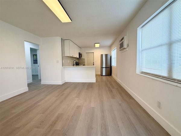 910 SW 2nd Ave , Unit 910, Hallandale Beach, FL 33009