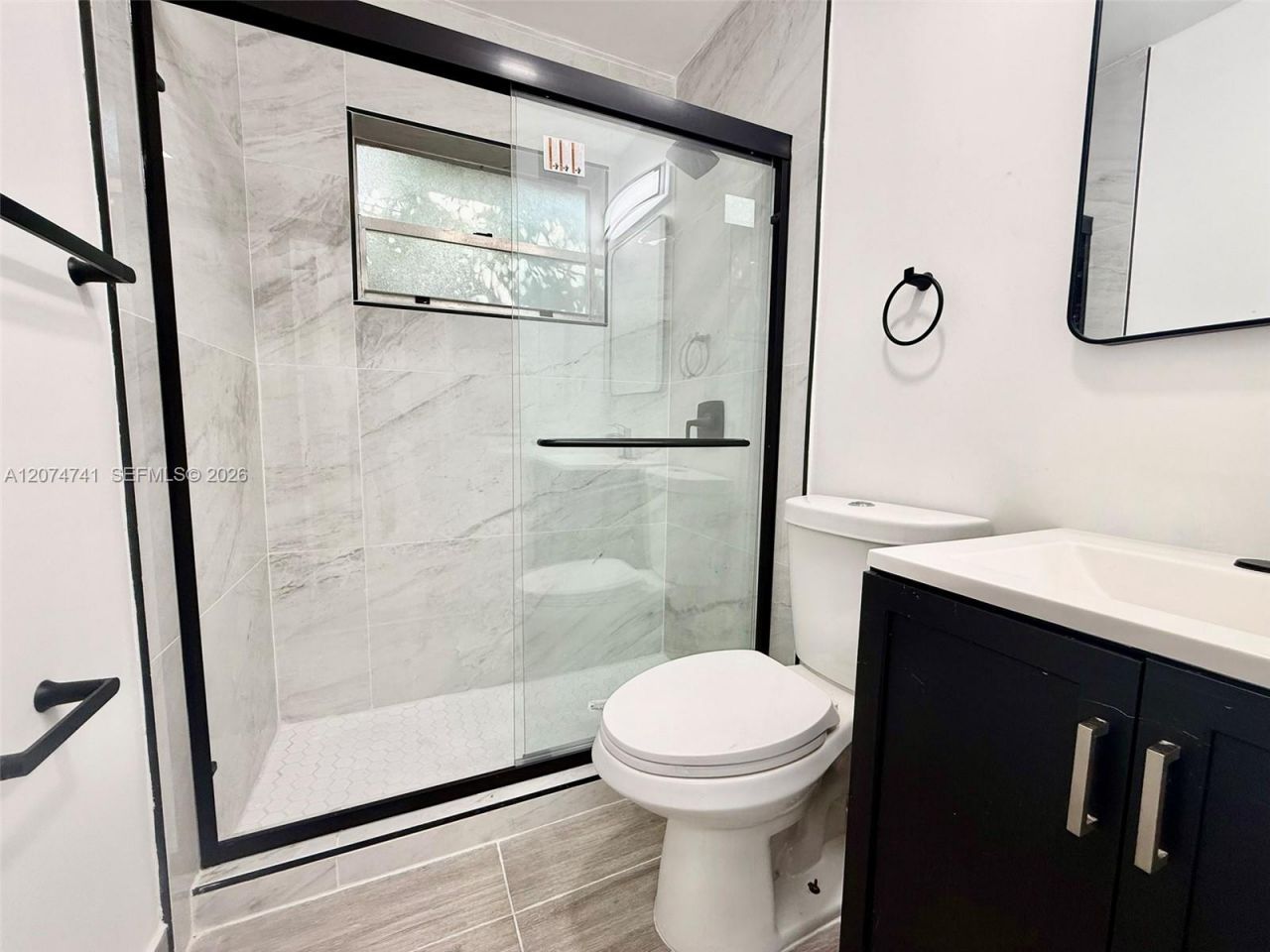 910 SW 2nd Ave, Unit 910, Hallandale Beach, FL 33009 Photo