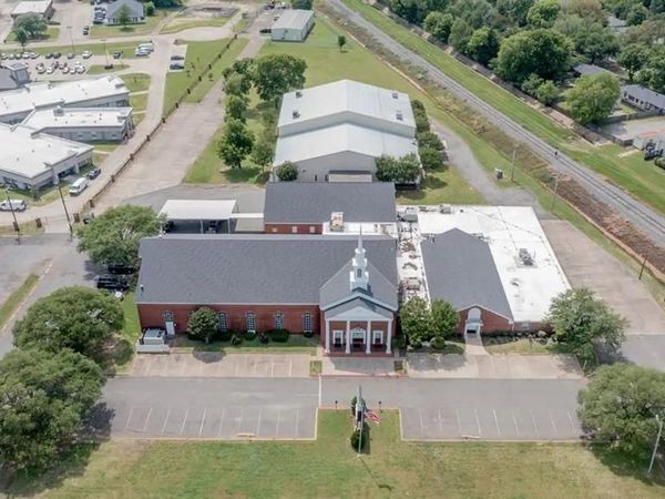 2125 Airline Dr, Bossier City, LA 71111