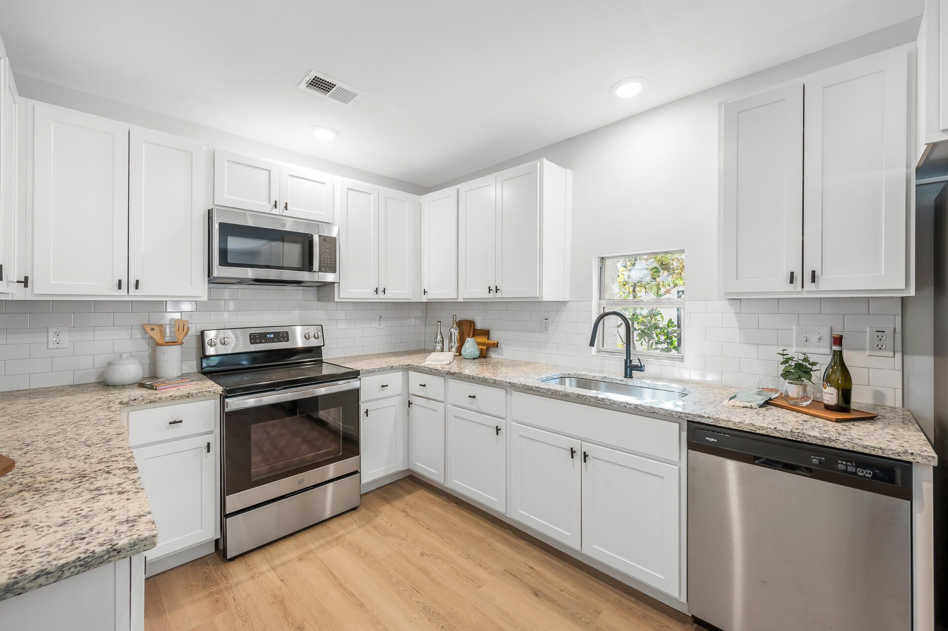 2512 Bennett Yard Road Photo 6