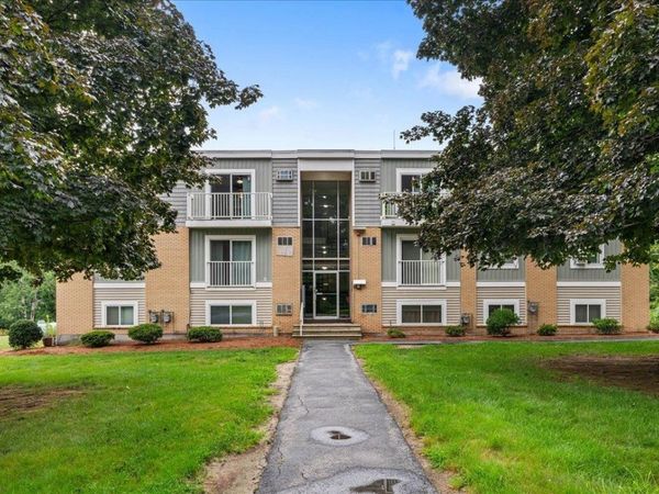 11A Constitution Drive, Unit 11A, Londonderry, NH 03053