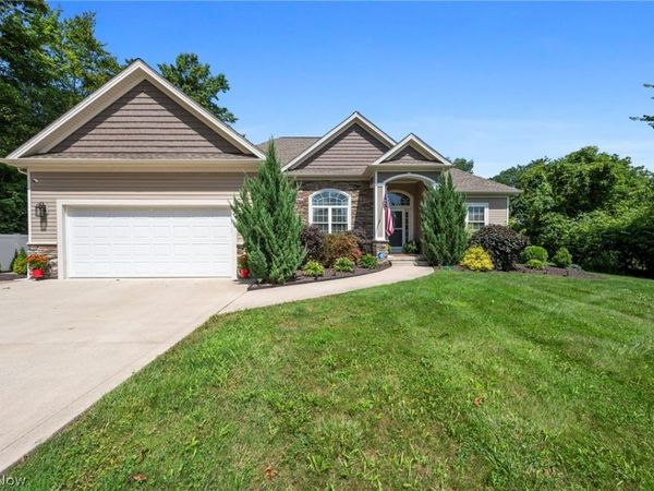 9475 Johnnycake Ridge Road , Mentor, OH 44060