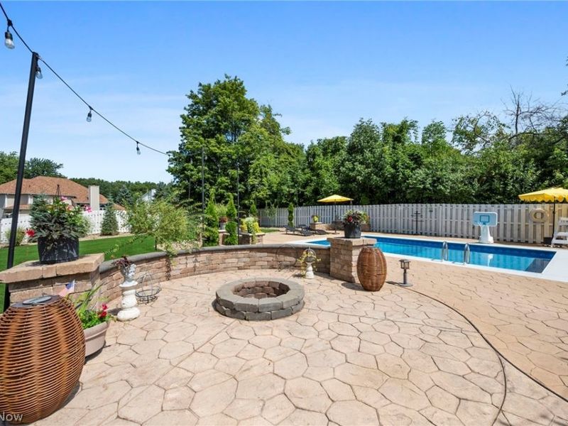 9475 Johnnycake Ridge Road, Mentor, OH 44060 Photo 37