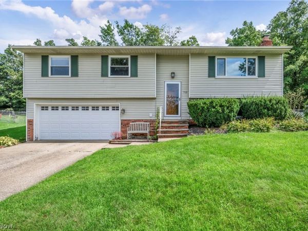 753 Poplar Drive, Brunswick, OH 44212