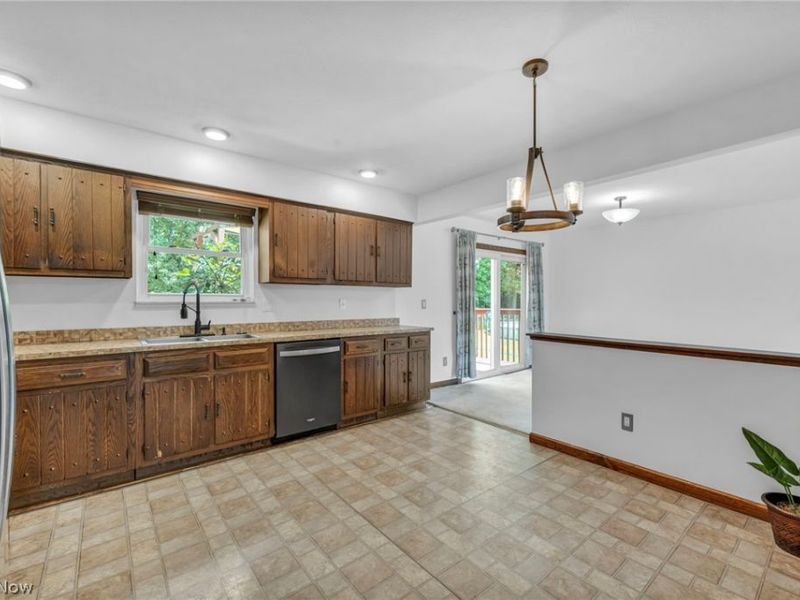 753 Poplar Drive, Brunswick, OH 44212 Photo 13