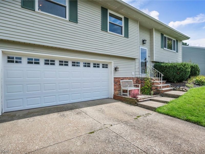753 Poplar Drive, Brunswick, OH 44212 Photo 3