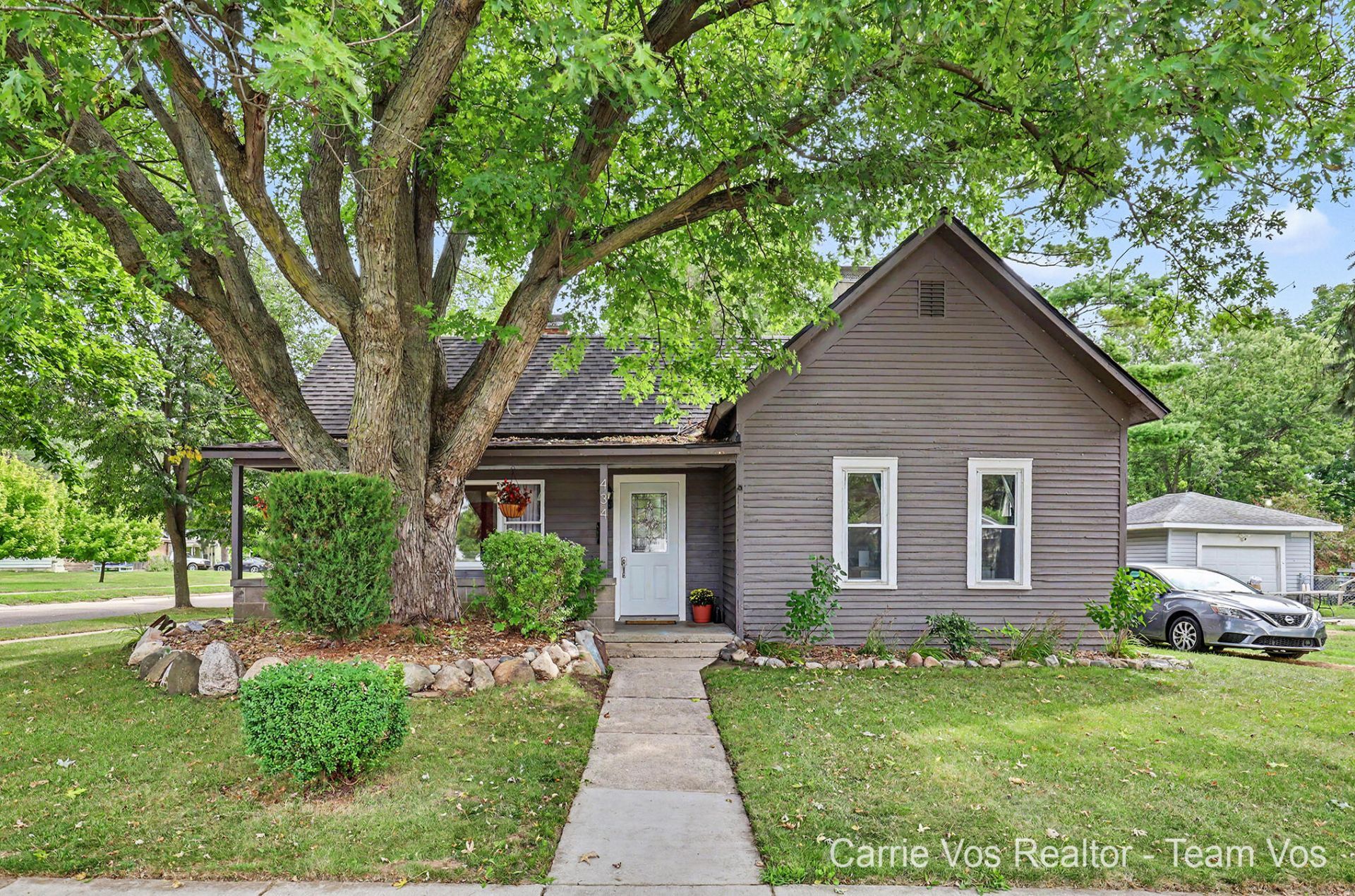 434 Morse Street, Ionia, MI 48846 Main Photo