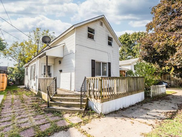 1122 3rd Street NW, Grand Rapids, MI 49504
