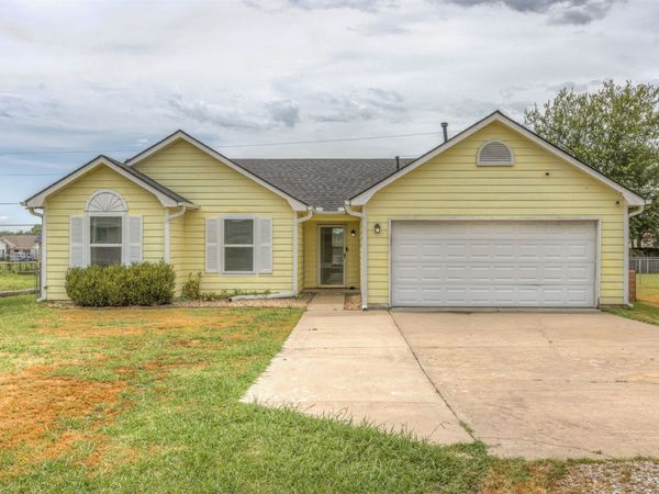 11620 N 190th East Avenue , Collinsville, OK 74021