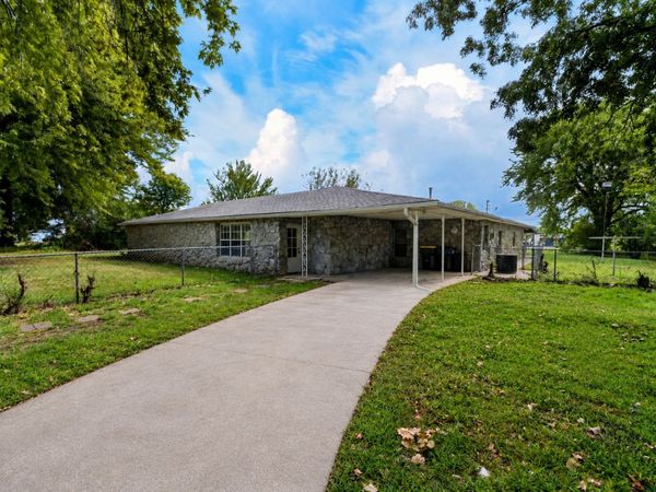 723 N Bristow Avenue, Coweta, OK 74429
