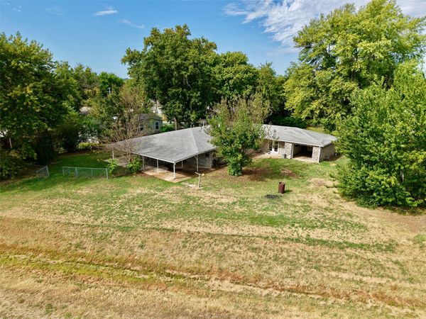 723 N Bristow Avenue, Coweta, OK 74429