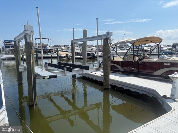 38 B PINES POINT B, Unit BSB38, OCEAN PINES, MD 21811