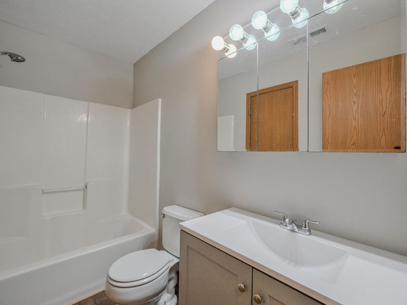 2160 Amarillo Avenue, Springfield, OH 45503 Photo 12