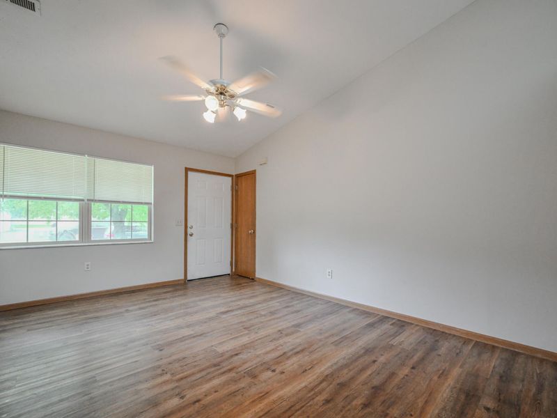 2160 Amarillo Avenue, Springfield, OH 45503 Photo 5