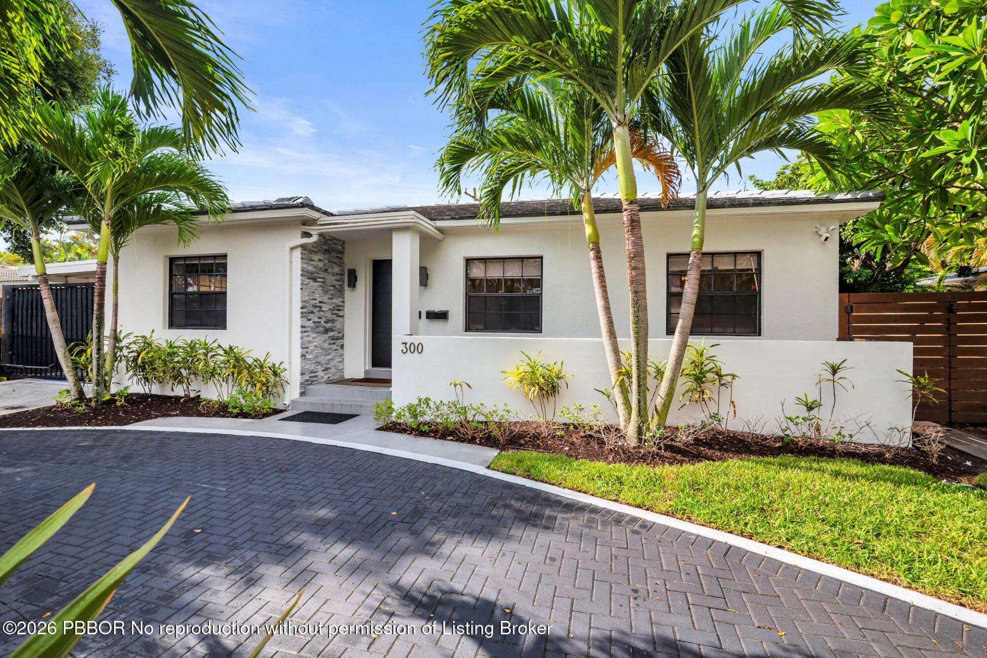 300 35th Street, West Palm Beach, FL 33407 Photo