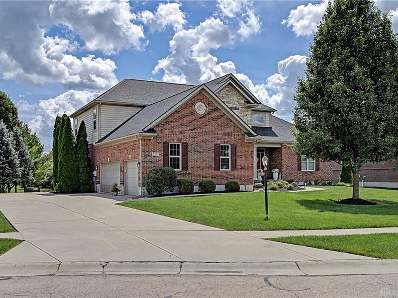 2054 Stablehand Drive, Dayton, OH 45458 Photo 3
