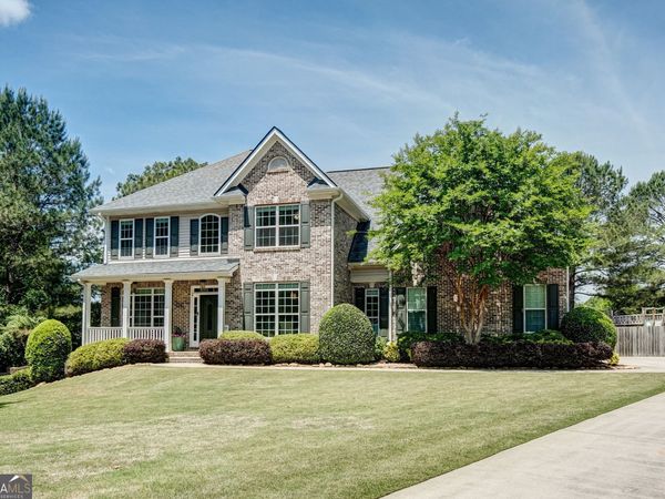 305 Mary Delores Court, Senoia, GA 30276