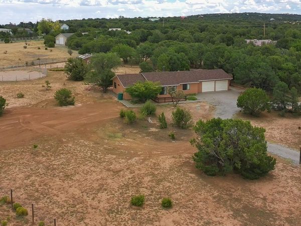 10 Autumn Court, Edgewood, NM 87015