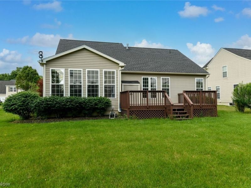 200 Weatherstone Court , Copley, OH 44321 Photo 2